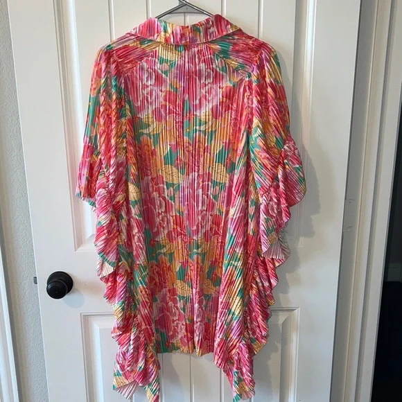 Fantastic Fawn Floral Poncho/Top/Mini Dress -Size Small - Picture 2 of 8